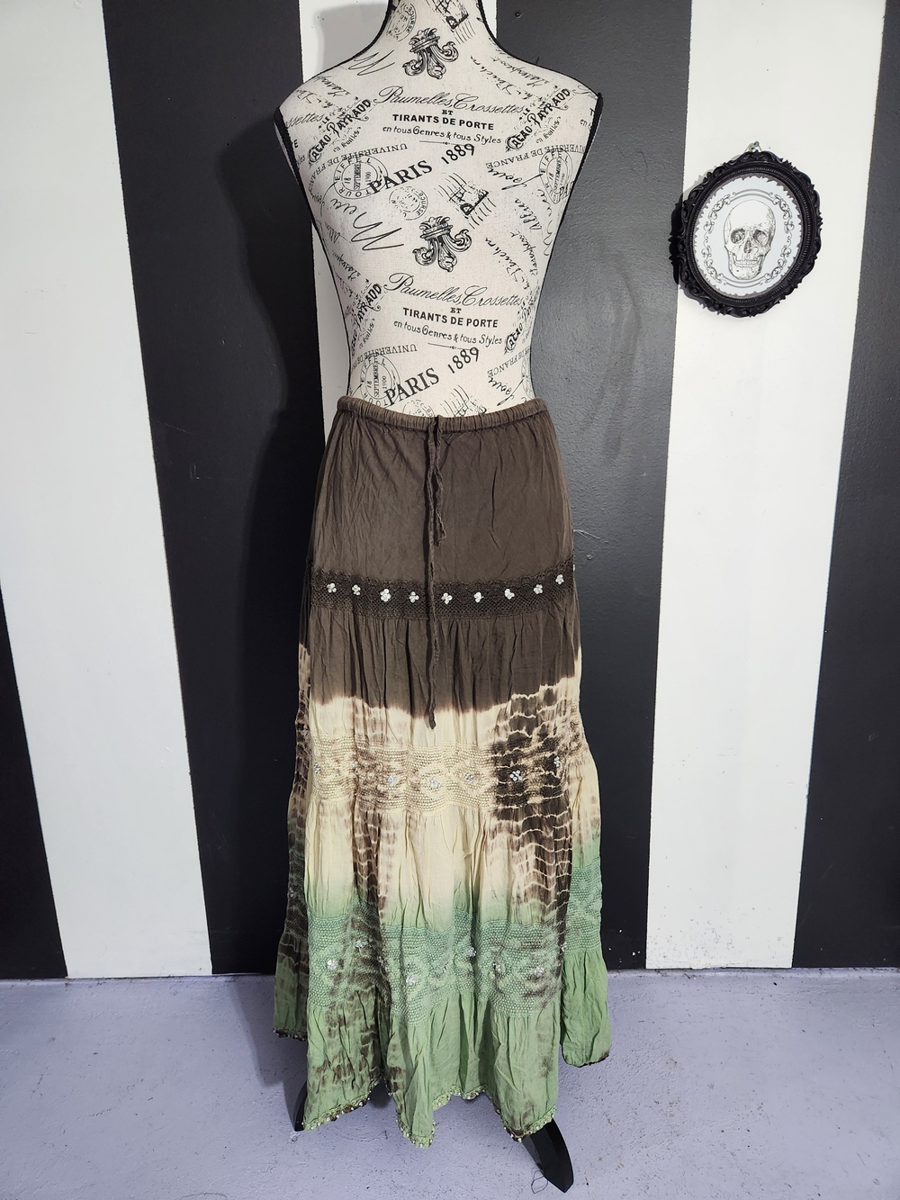 Vintage Brown, Cream & Green Tiered Tie-Dye Maxi Skirt